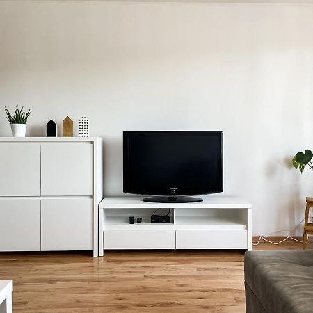 Uroczy Apartament Pod Skarpa ヴァドヴィツェ エクステリア 写真
